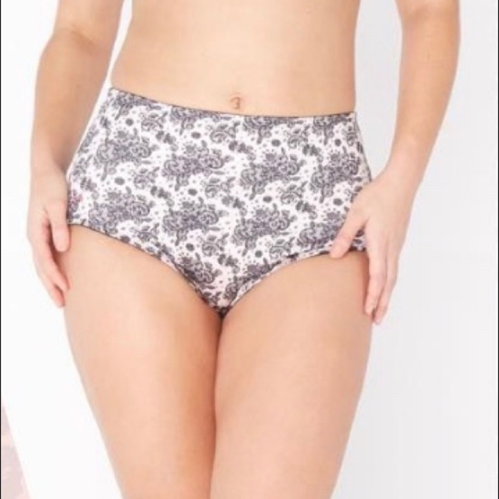 High waisted brief